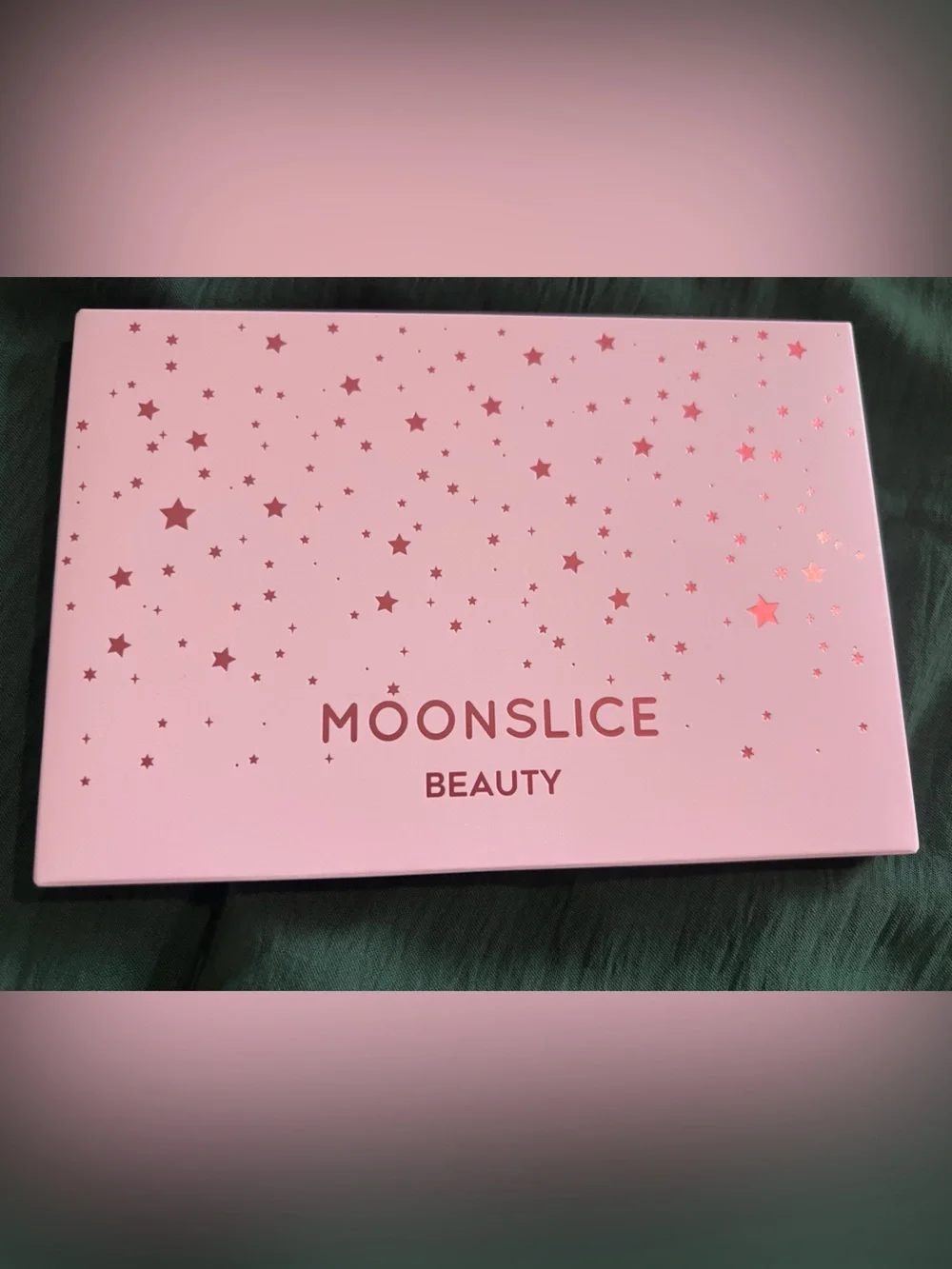 MOONSLICE BEAUTY EYESHADOW PALETTE